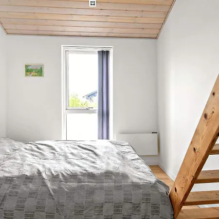 Three-bedroom Holiday In Hojslev 7 Bostrup