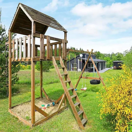Three-bedroom Holiday In Hojslev 7 Bostrup